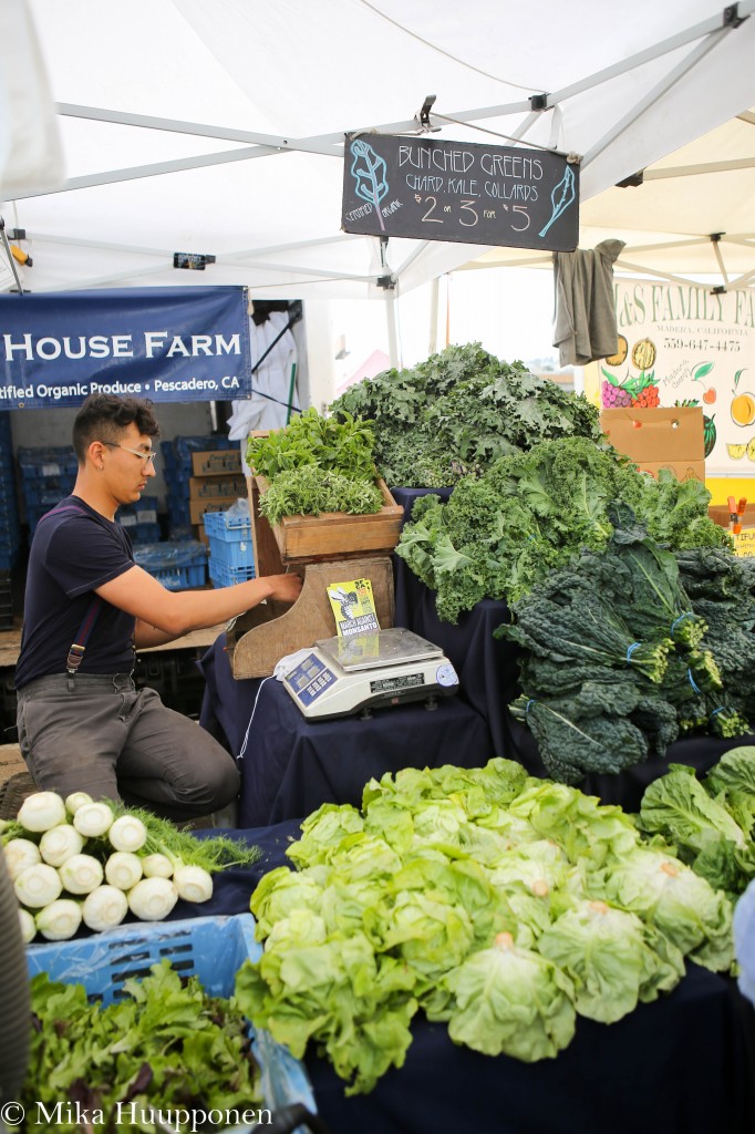 Alemany's Farmer Market kerää kaksi kertaa viikossa sanfranciscolaiset kasvisostoksille.